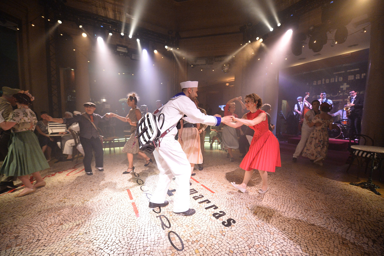 Ballando con Piquadro e Antonio Marras