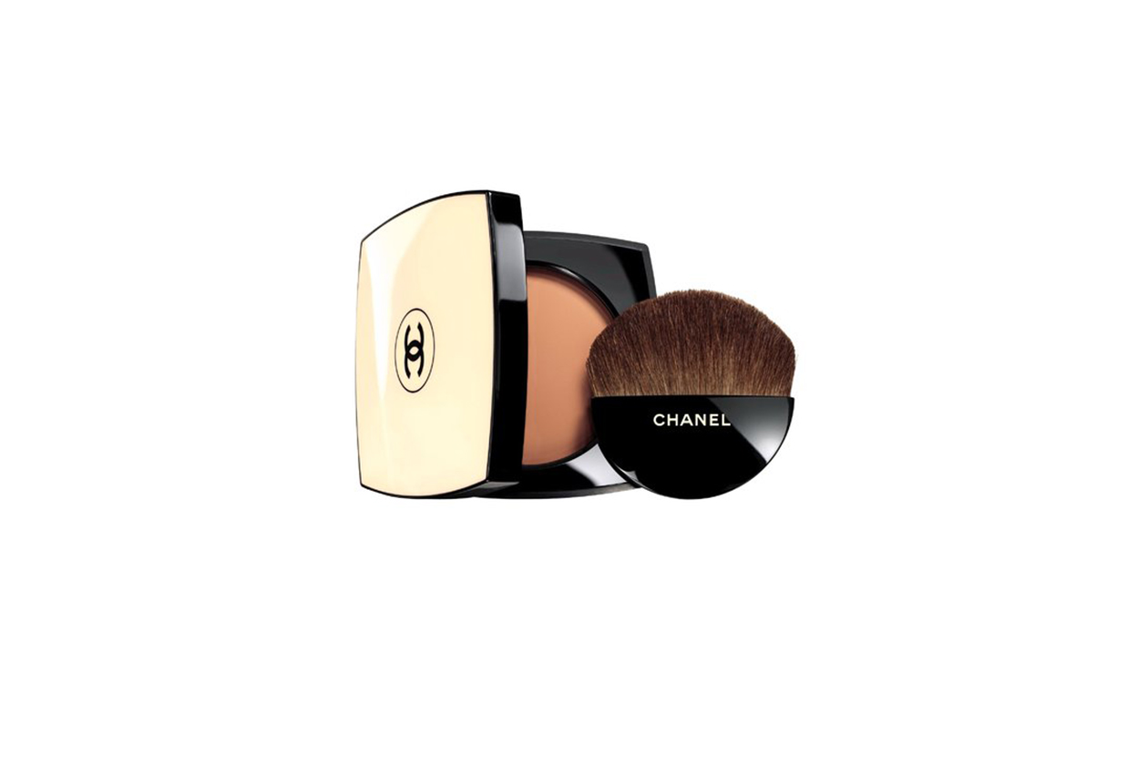 Beauty aereo chanel les beiges glow sheer powder
