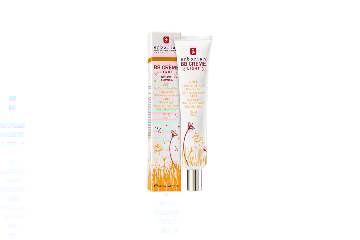 La BB Crème Light di Erborian contiene una combinazione concentrata di erbe utilizzate da millenni in Asia
