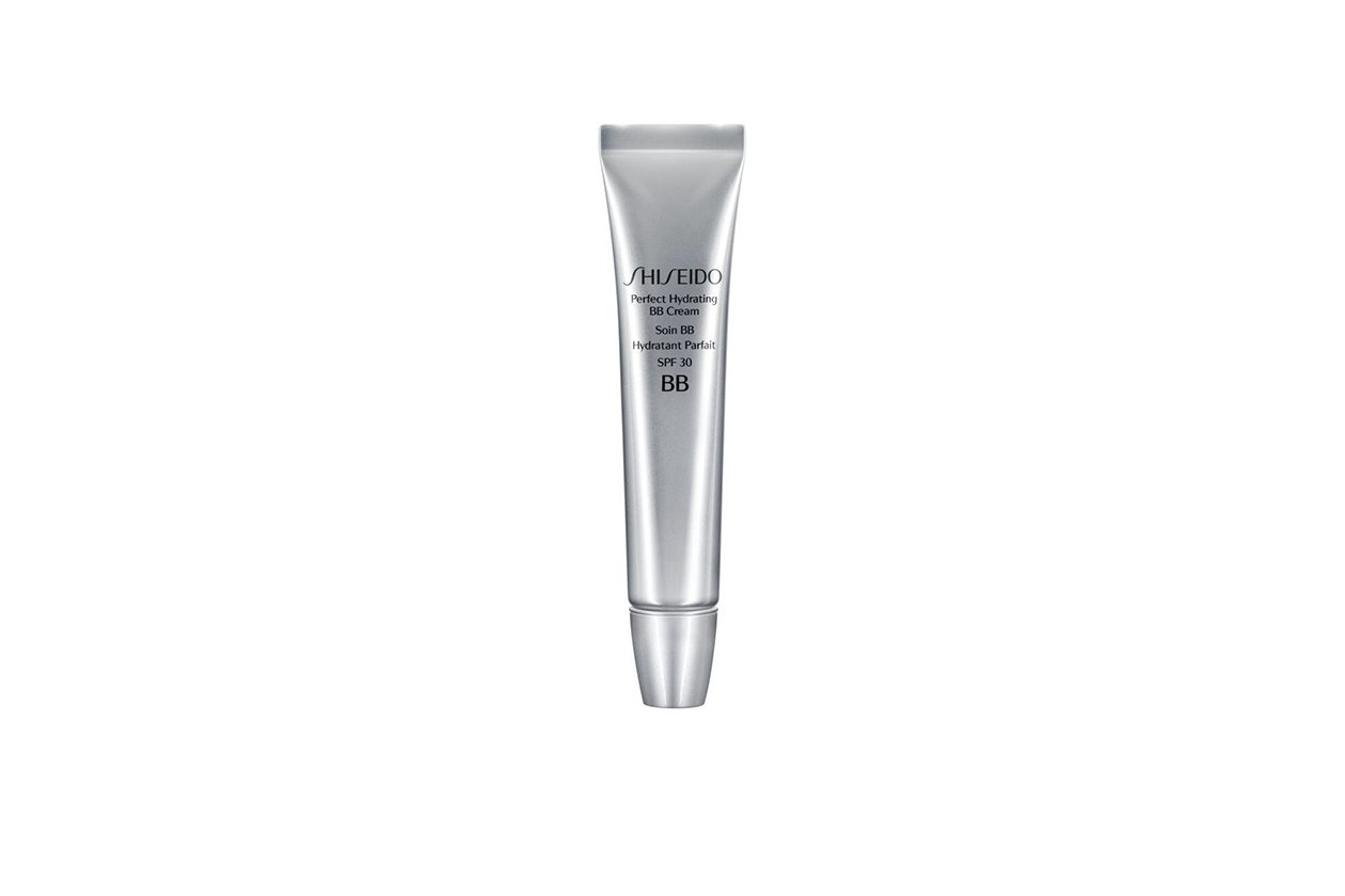 Shiseido ha messo a punto la Perfect Hydrating BB Cream, una crema multifunzionale che assicura un finish perfetto e protegge dai raggi UV