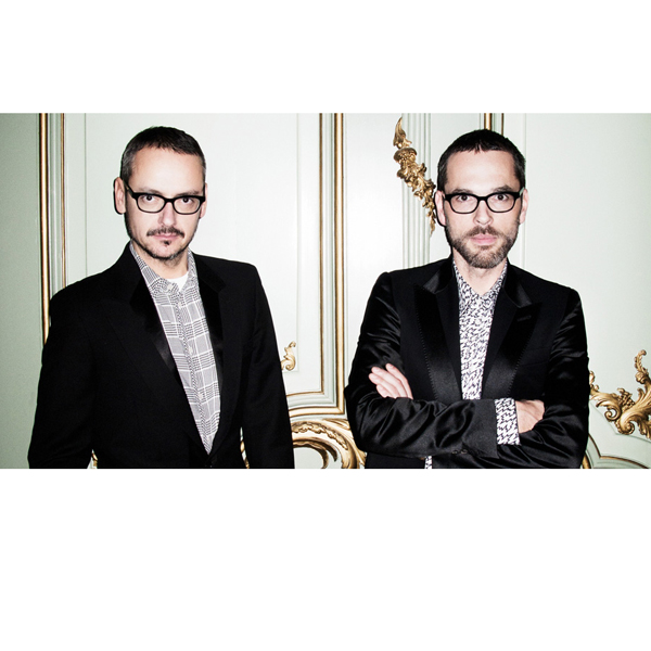 Viktor&Rolf: opening nel cuore di Parigi