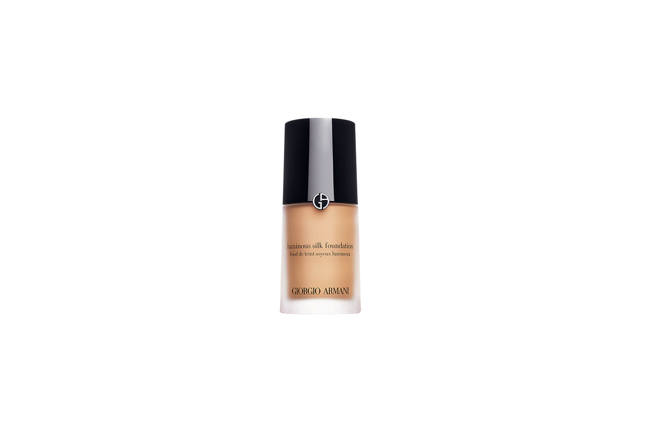 «Tra i prodotti indispensabili per il mio trucco c’è il Luminous Silk Foundation di Giorgio Armani Beauty»