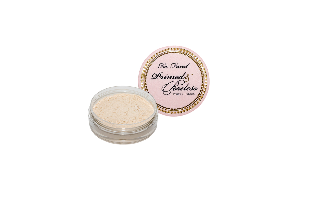 Beauty pore minimizer Primed & Poreless Powder Too Faced