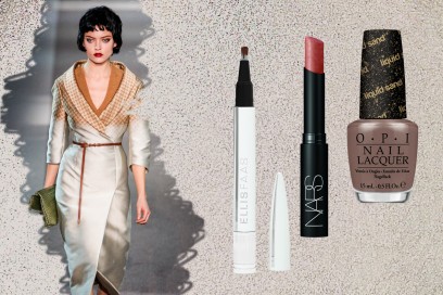 CURVE VINTAGE: linee marcatamente anni 50 per il long dress di Louis Vuitton e labbra in evidenza (Nars). Sugli occhi un ombretto in crema  by Ellis Faas. Smalto OPI