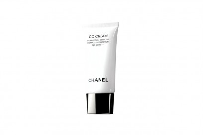 La CC CREAM di Chanel stimola la produzione di collagene per prevenire la comparsa dei segni dell’età