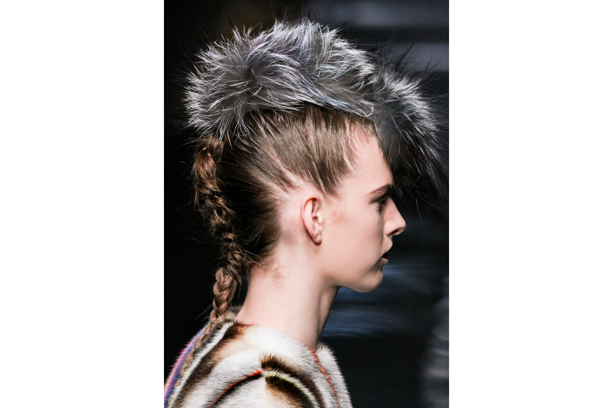 THE NEW BRAID: la treccia è la soluzione più versatile. Punk chic per Fendi