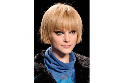 Tendenza Brigitte Bardot (Anna Sui)