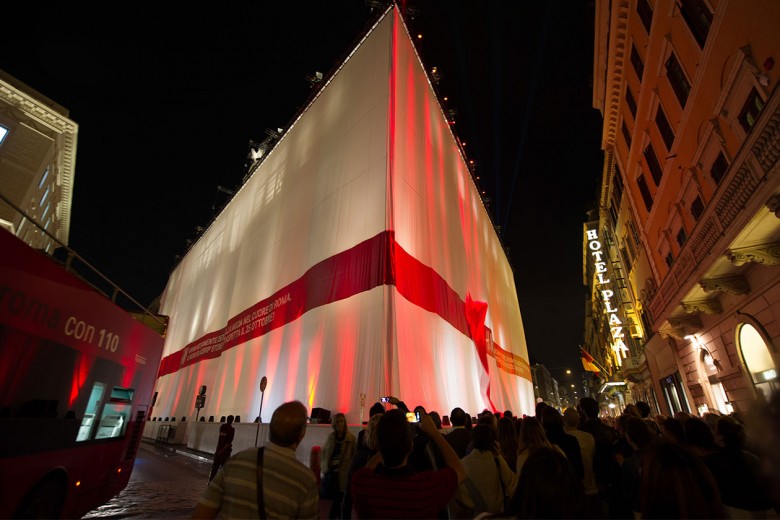 H&M loves Roma!