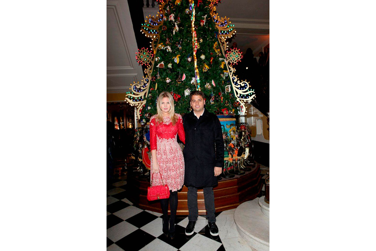 Claridge’s Christmas Tree By Dolce & Gabbana Marissa Montgomery & Jamie …