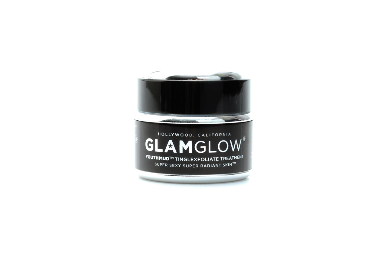 3 Glam Glow Youth Mud