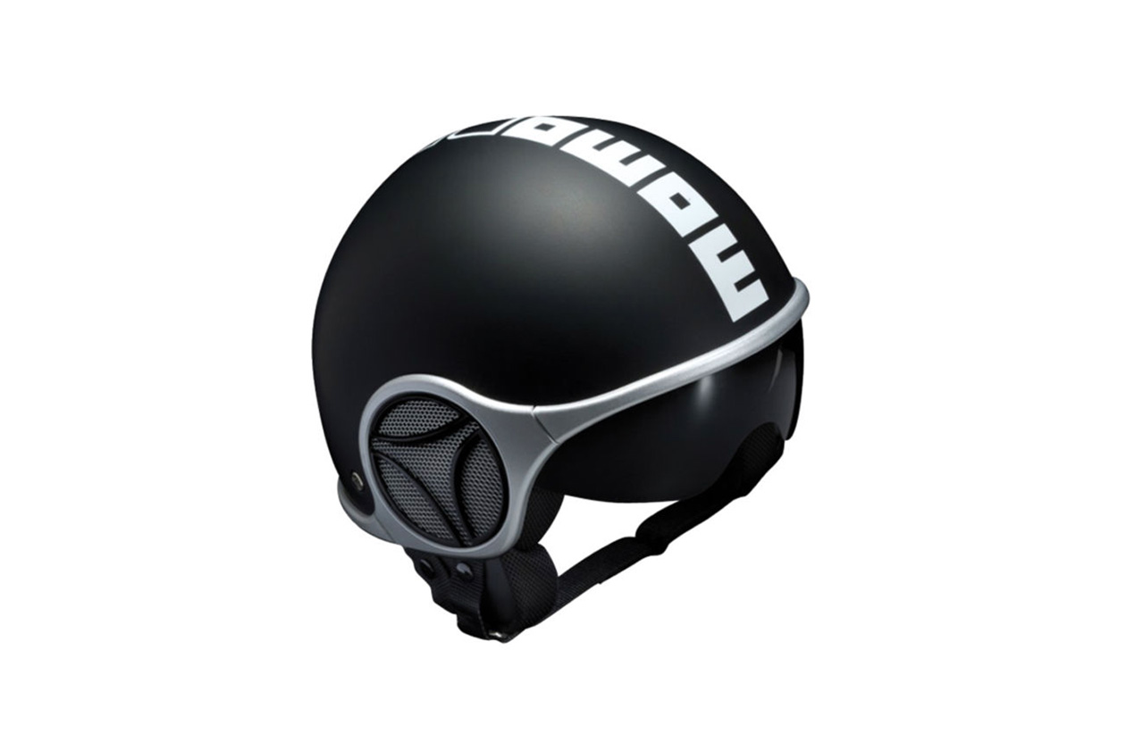 Casco momo design