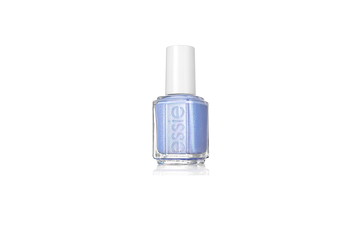 Beauty Placid Blue Manicure essie bikini so teeny