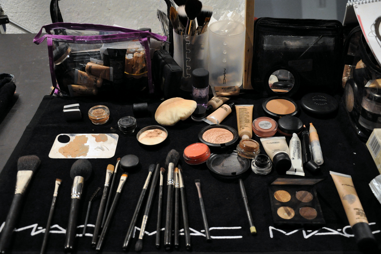 I prodotti MAC Cosmetics utilizzati nel backstage di Vivienne Westwood