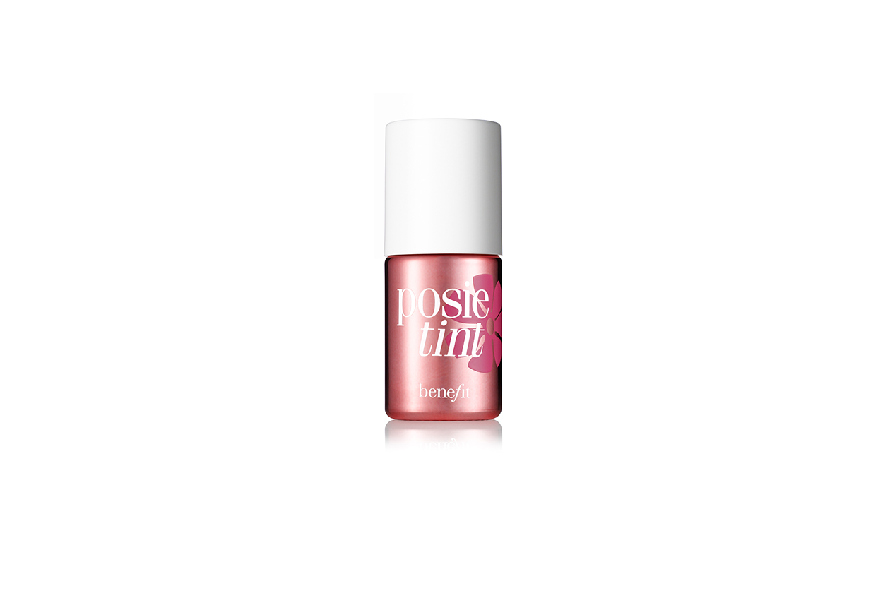 Beauty blush e prodotti labbra in rosa BenefitPosieTint