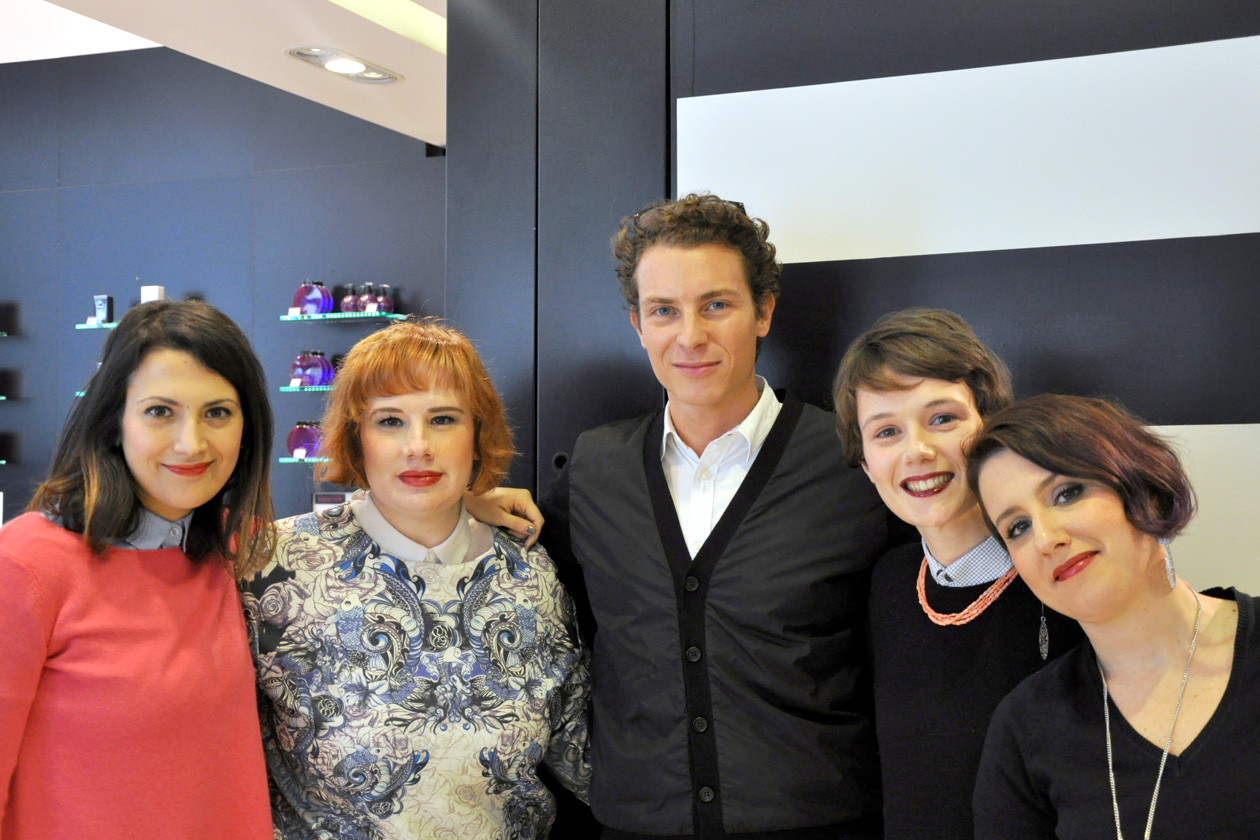 Il team di Grazia.it con Matteo Puppi, Senior Product Manager YSL Beauté