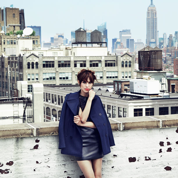 Alexa Chung è la prima social media guest editor per mytheresa.com