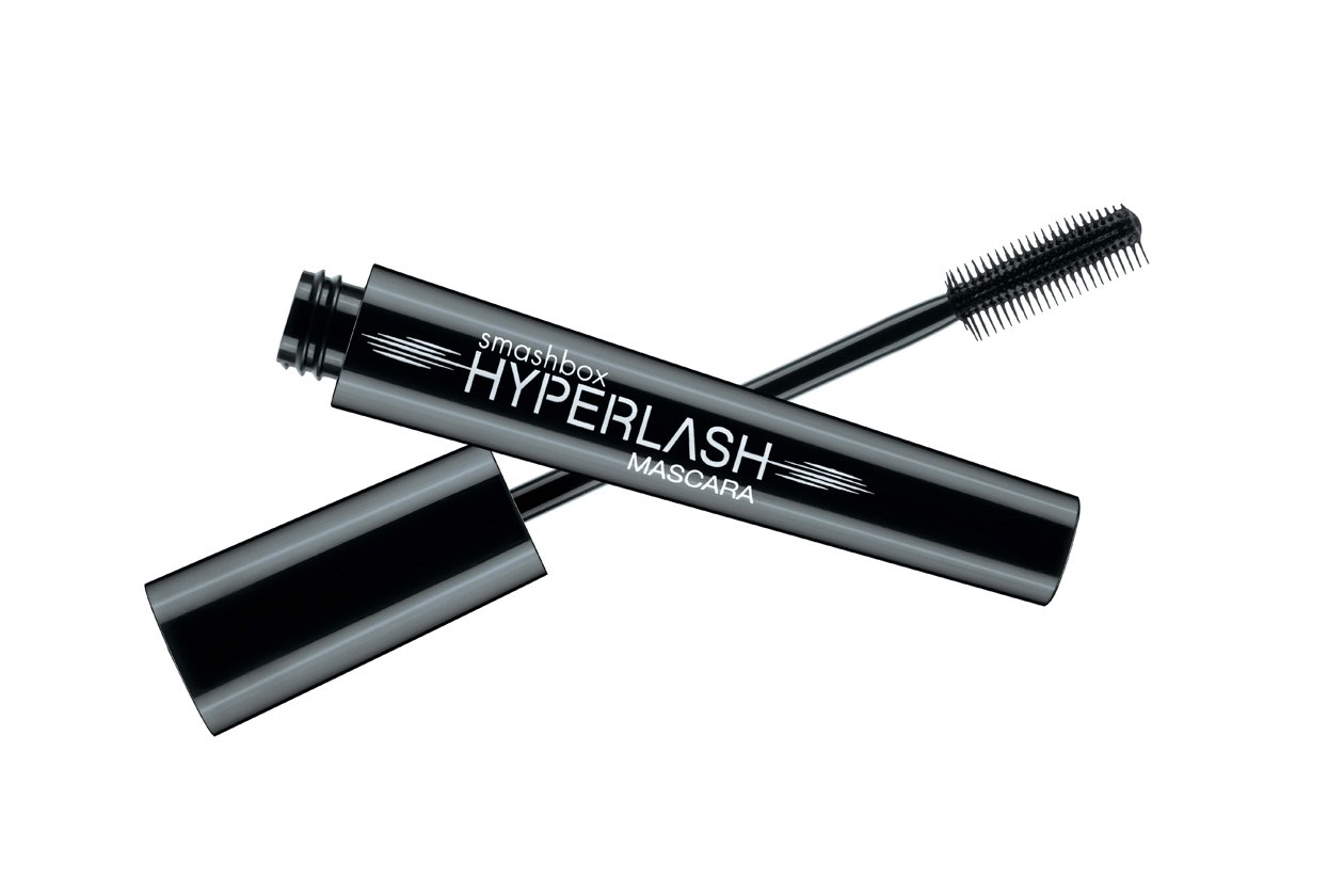 Formula all-in-one anche per l’Hyperlash Mascara di Smashbox dal finish “dramatic”