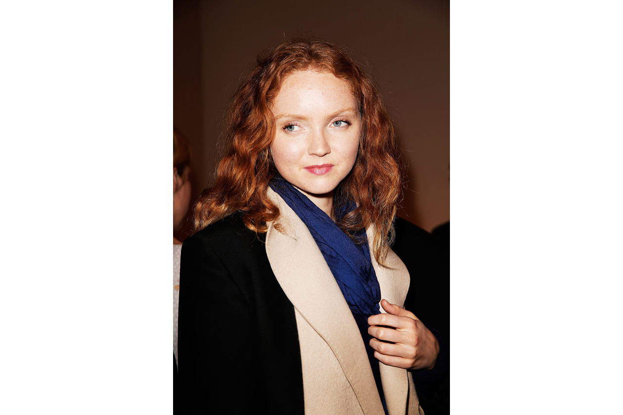 Lily Cole: più discreto e portabile, pensato per chi vuole sperimentare un nuovo colore senza rinunciare all’originale