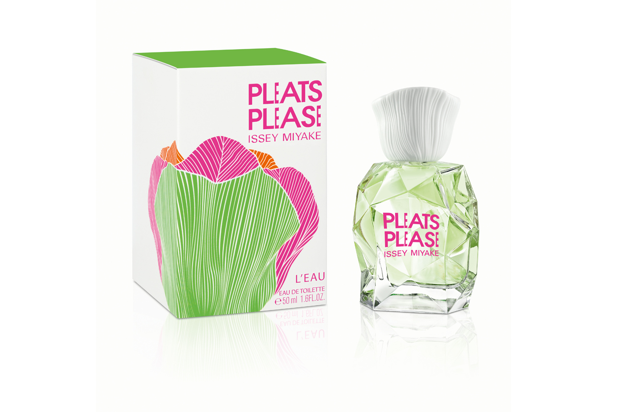 PLEATS PLEASE L’EAU+pack