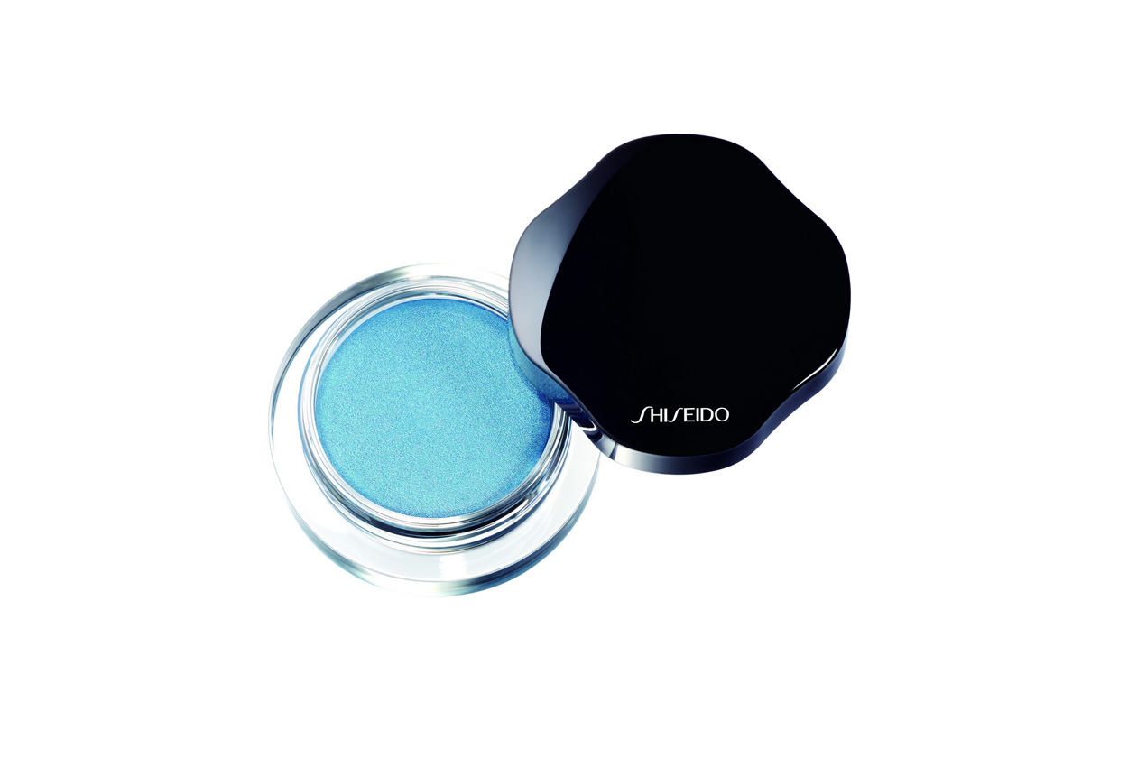 shiseido shimmering cream eye color ice