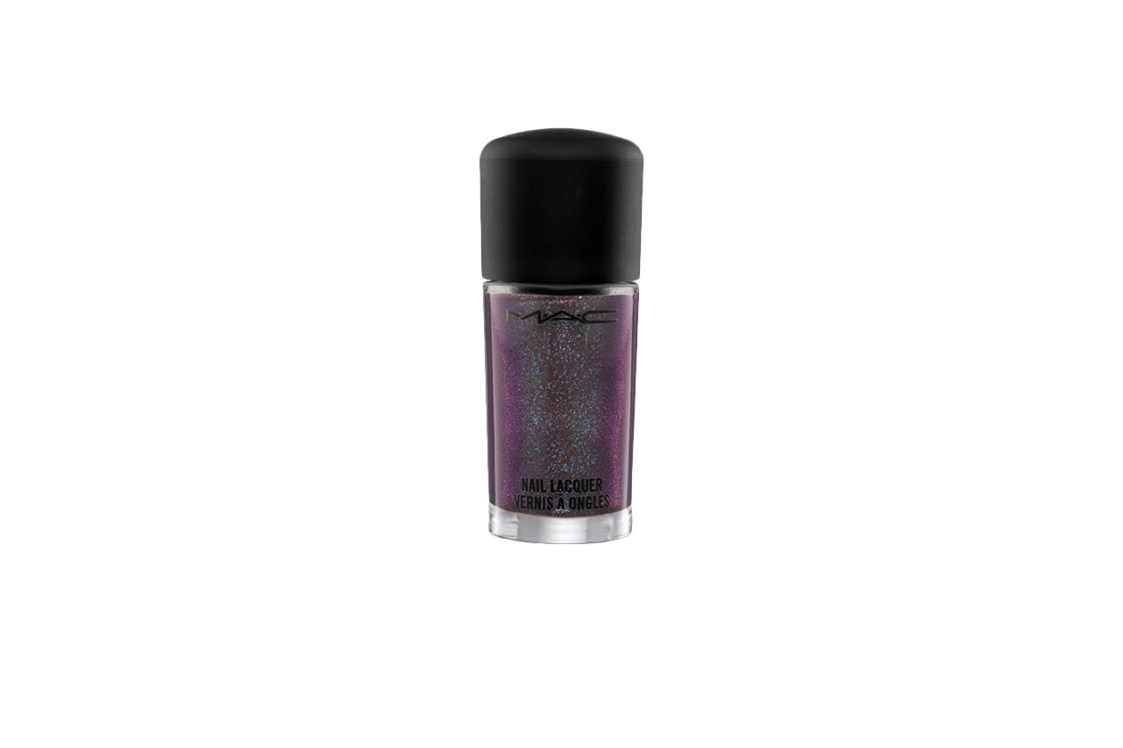 BEAUTY Dark Nails Nail Lacquer Formidable