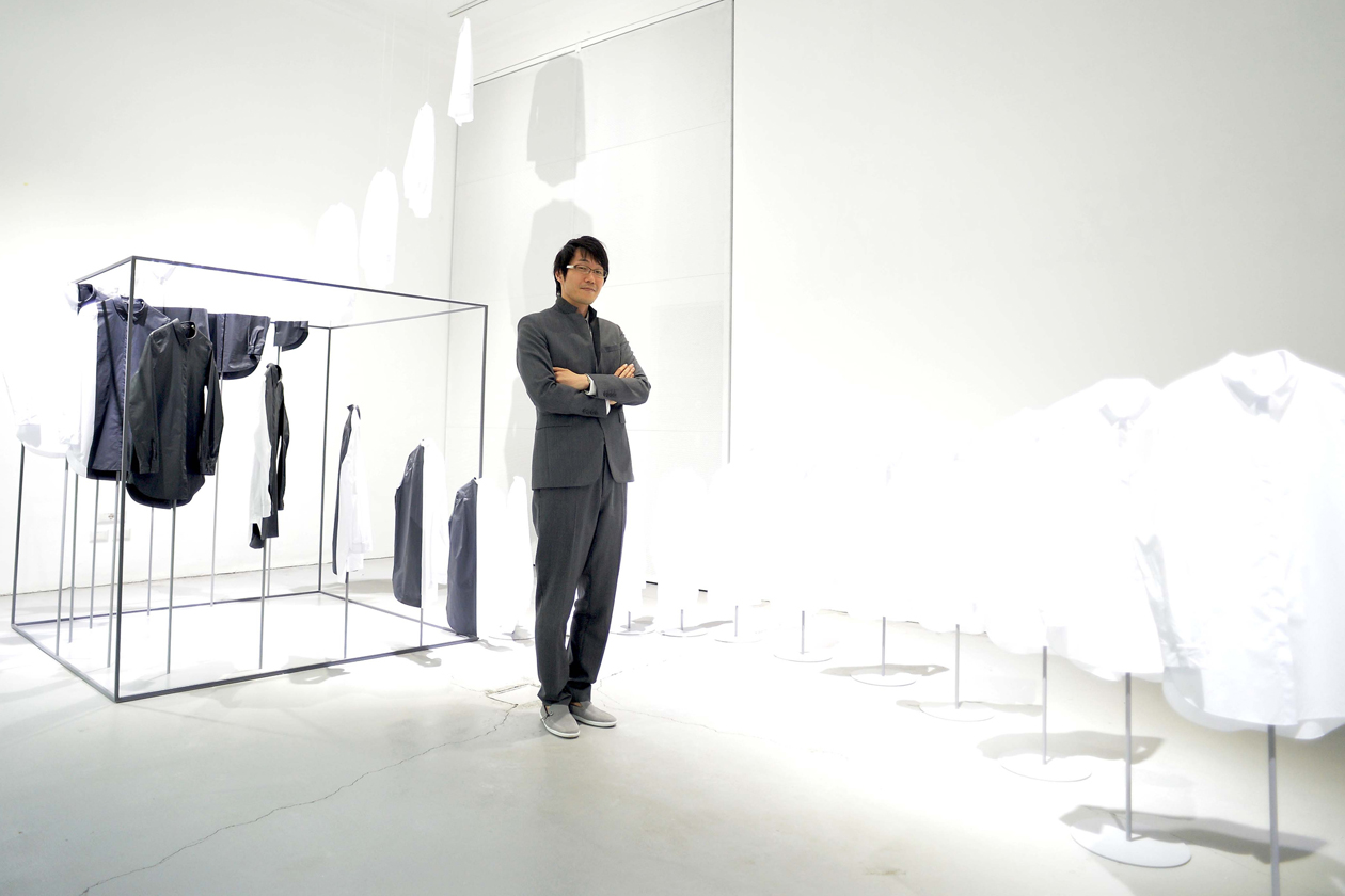 COS e Nendo festeggiano il Salone del Mobile