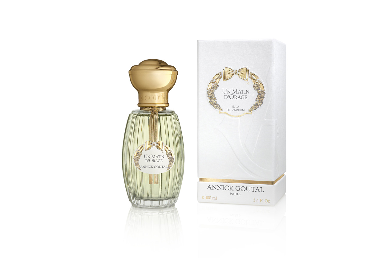 Fondo di vaniglia anche per Un matin d’Orage Eau de Parfum di Annick Goutal caratterizzato da un bouquet di magnolia con un pizzico di frizzante tuberosa
