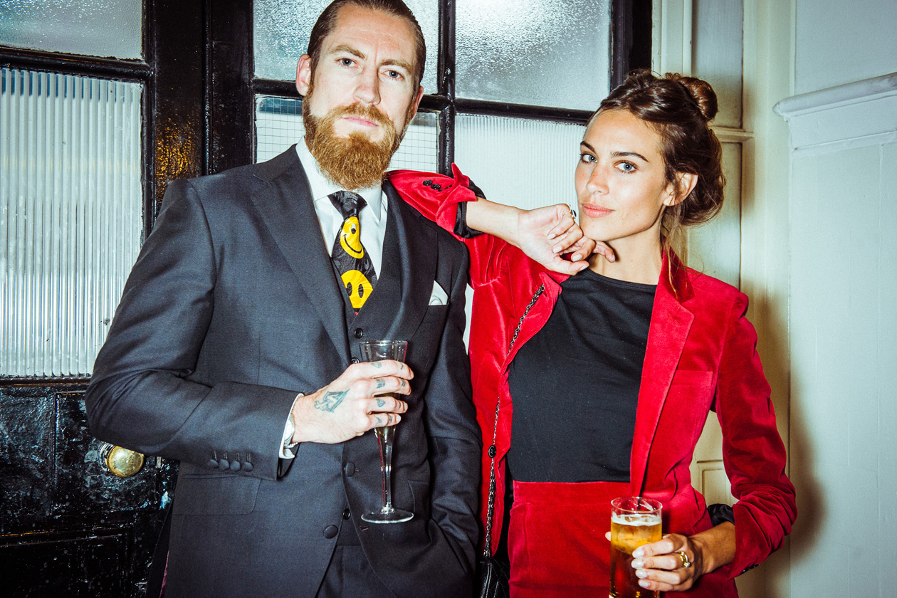 Mytheresa festeggia Anya Hindmarch con una cena speciale