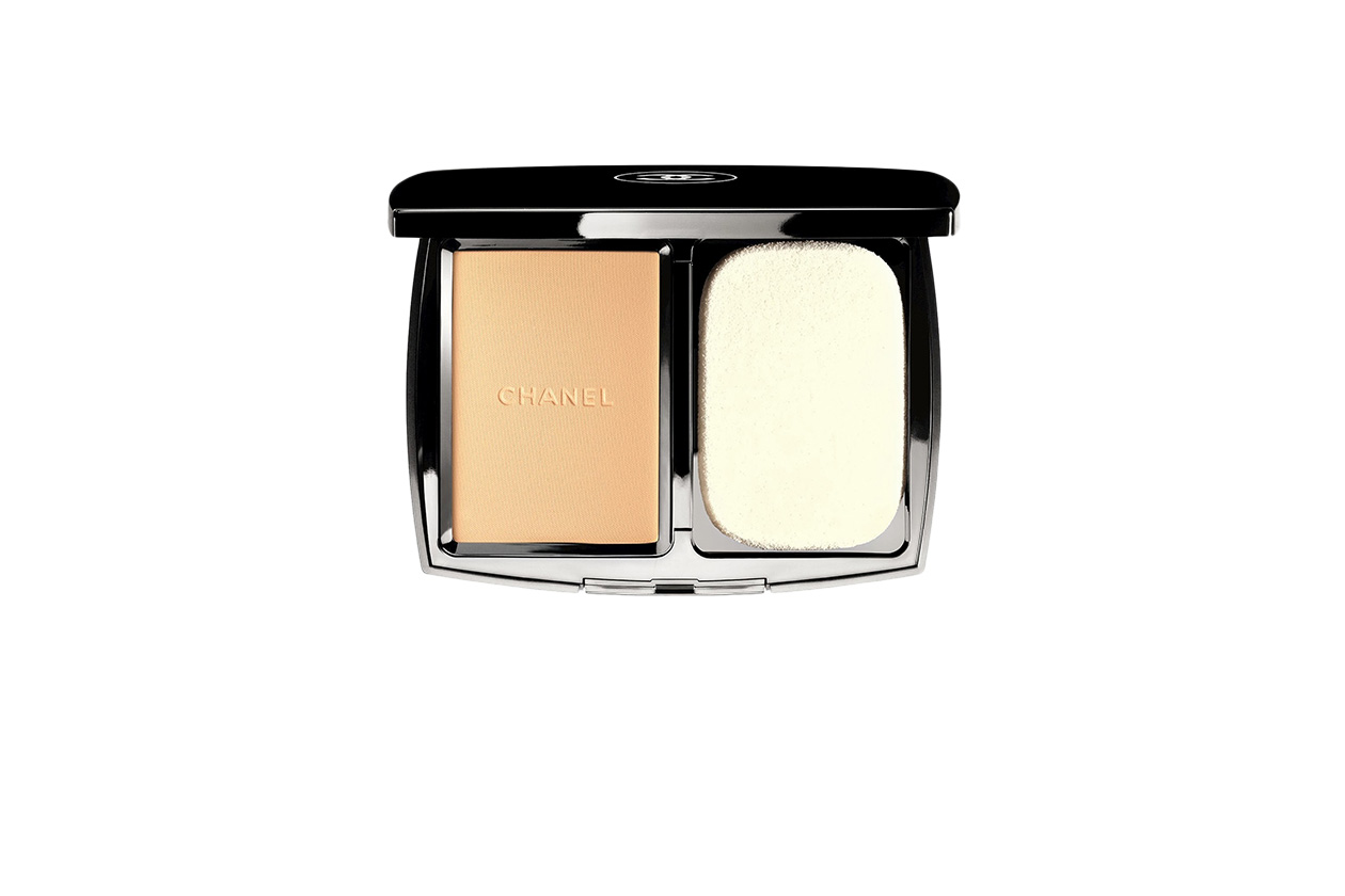 Chanel Vitalumière Compact Douceur