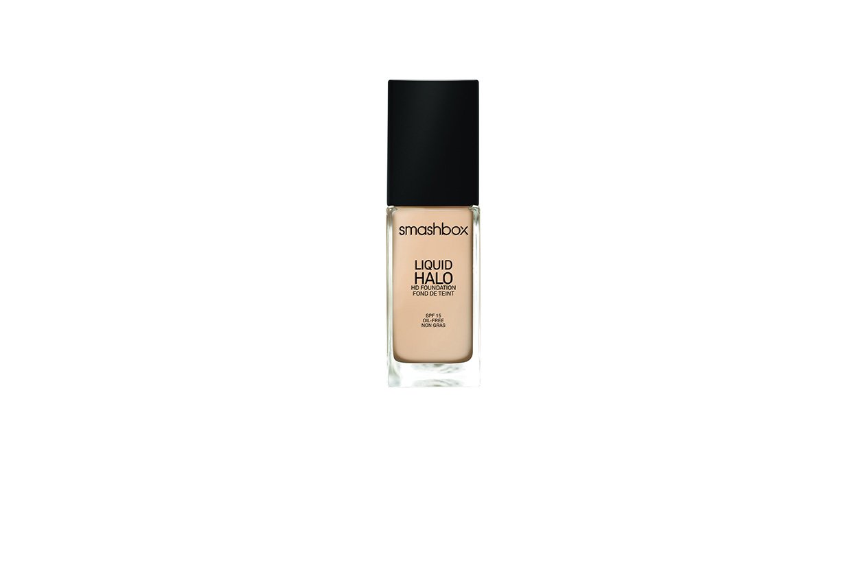 Facile da applicare lo Smashbox Liquid Helo HD Foundation SPF 15