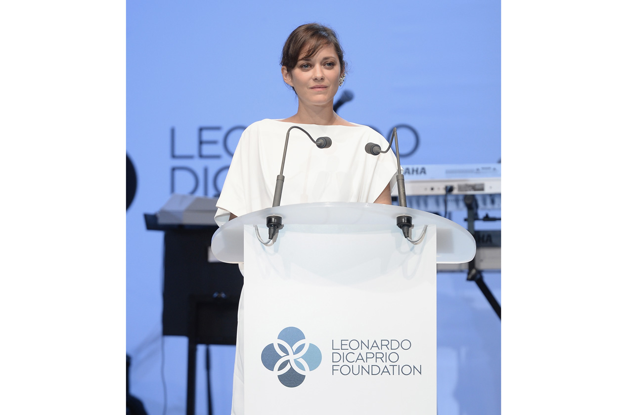 Leonardo DiCaprio Foundation Gala Marion Cotillard on stage