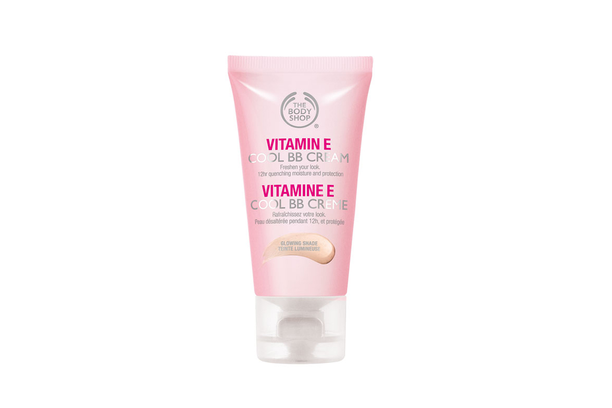 Vitamin E Color BB Cream di The Body Shop assicura 12 ore di idratazione e dona un velo di colore per tutto il giorno