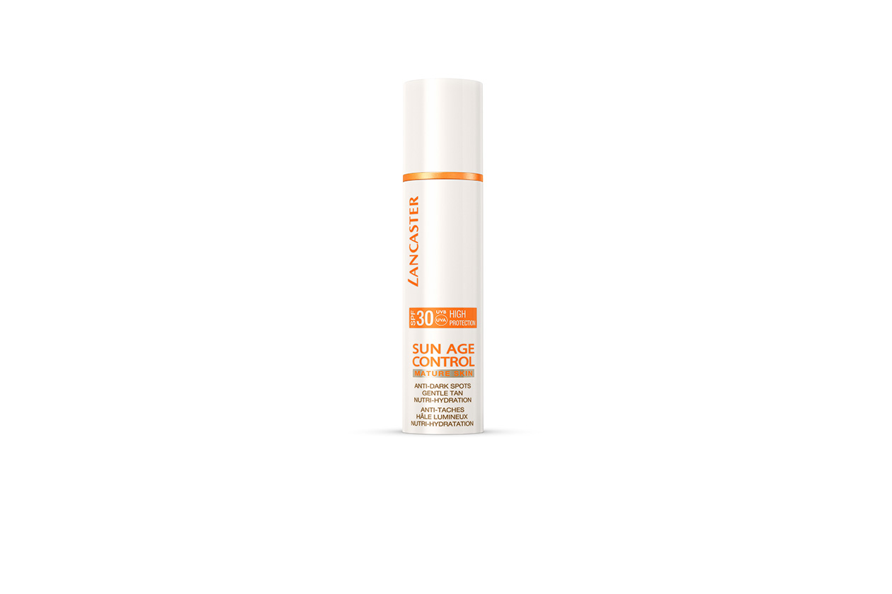 Lancaster Sun Age Control for Mature Skin – Anti-Dark Spots Gentle Tan SPF 30 è specifica per pelli mature