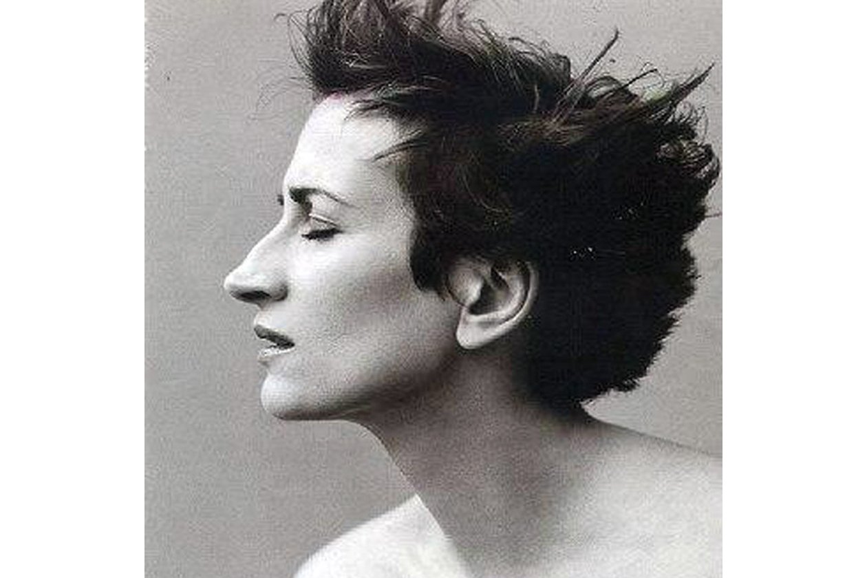 000000305915 violeta sanchez fullsize