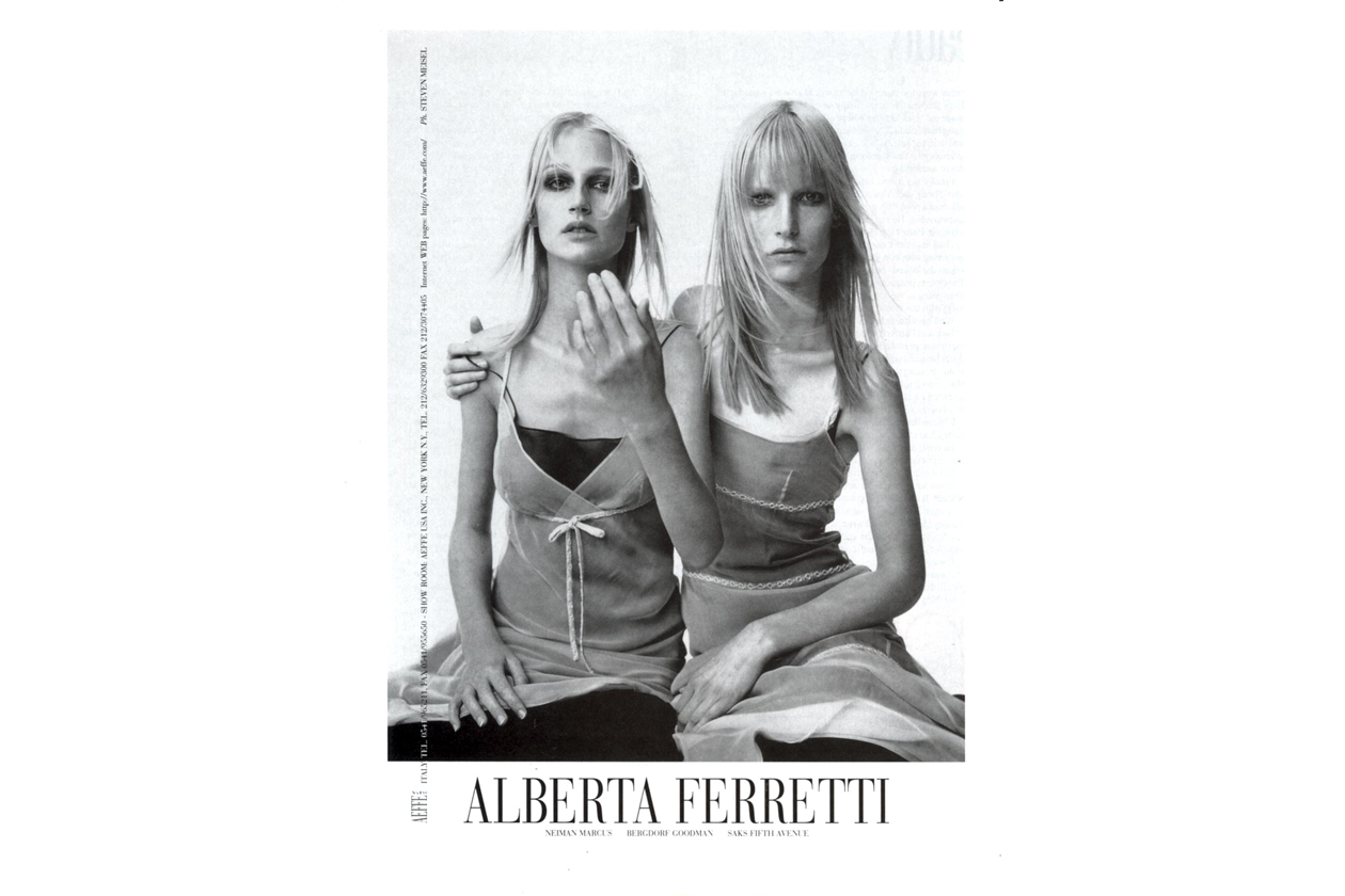 32 Photo Steven Meisel Models Esther de Jong Kirsten Owen 1