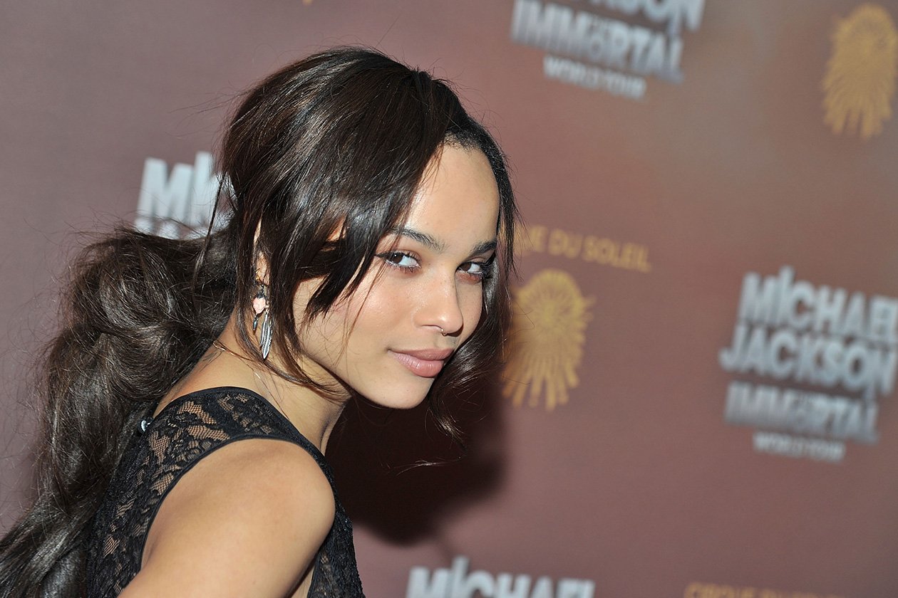 Beauty Zoe Kravitz 142390258