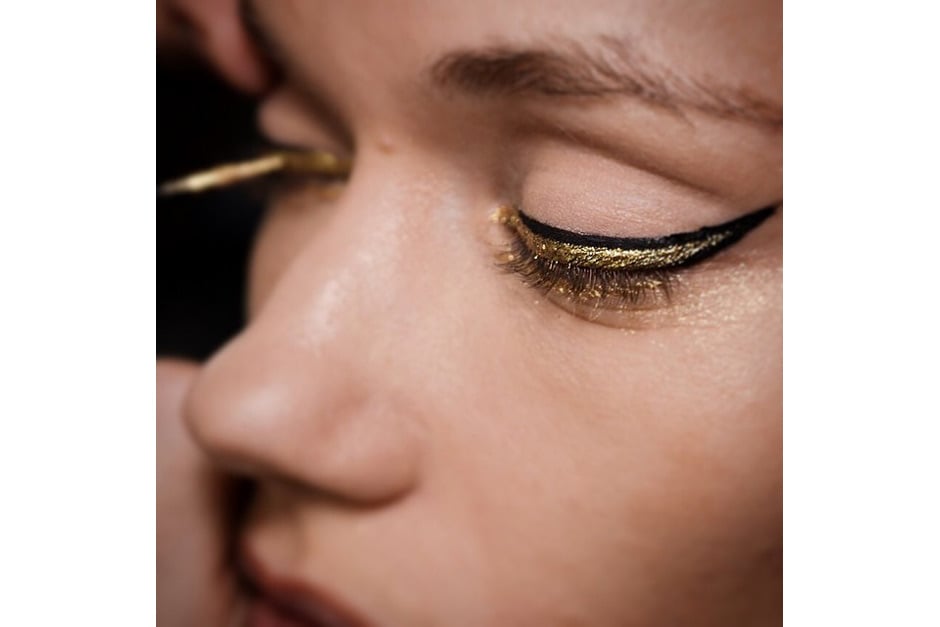 Gold make up