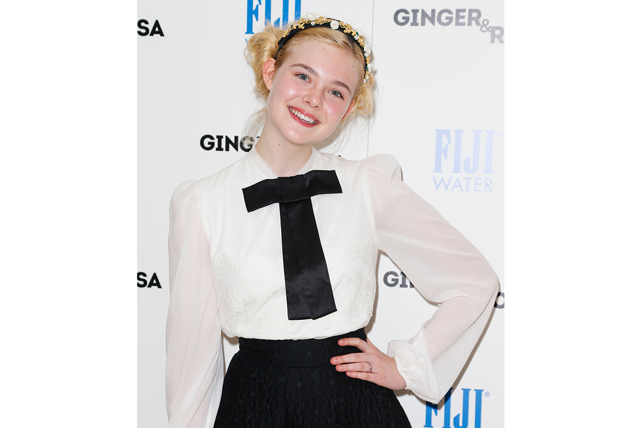 BEAUTY Capelli Biondi Elle Fanning 155924350