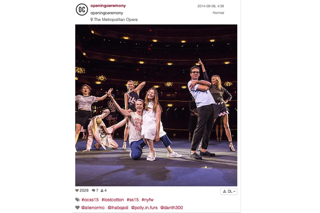 Opening Ceremony SS 2015: la sfilata diventa perfomance teatrale diretta da Spike Jonze