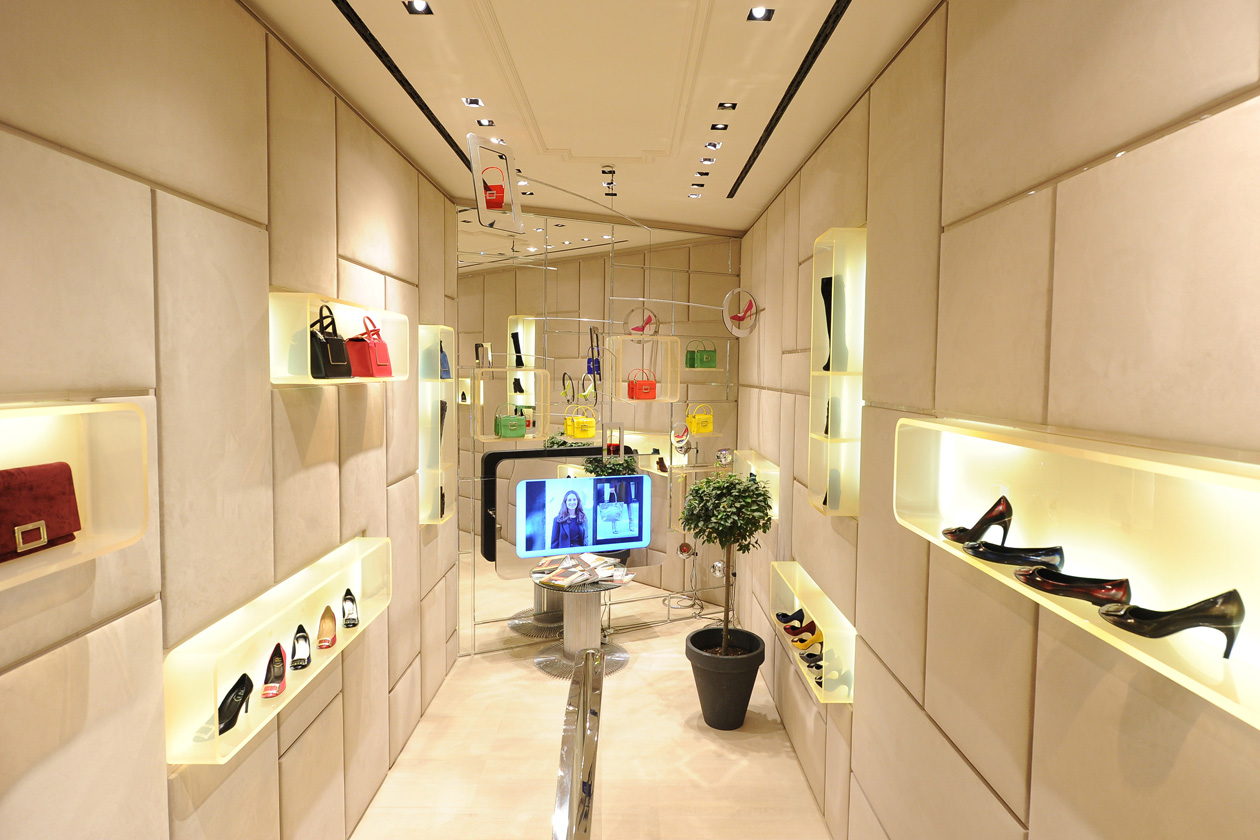 002 Ambient NIN 8128