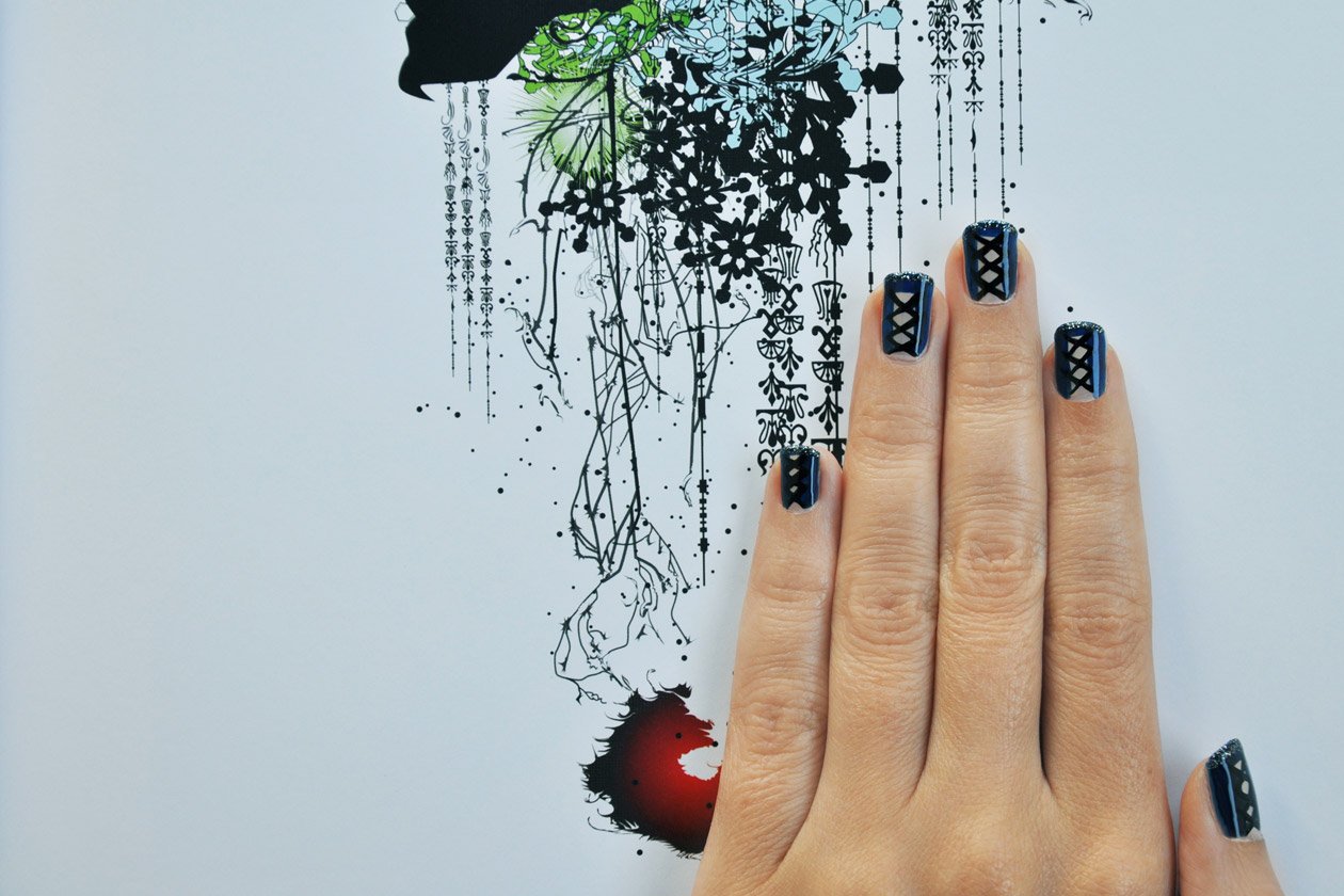 06 TheseBootsAreMadeForWalkin NailArt