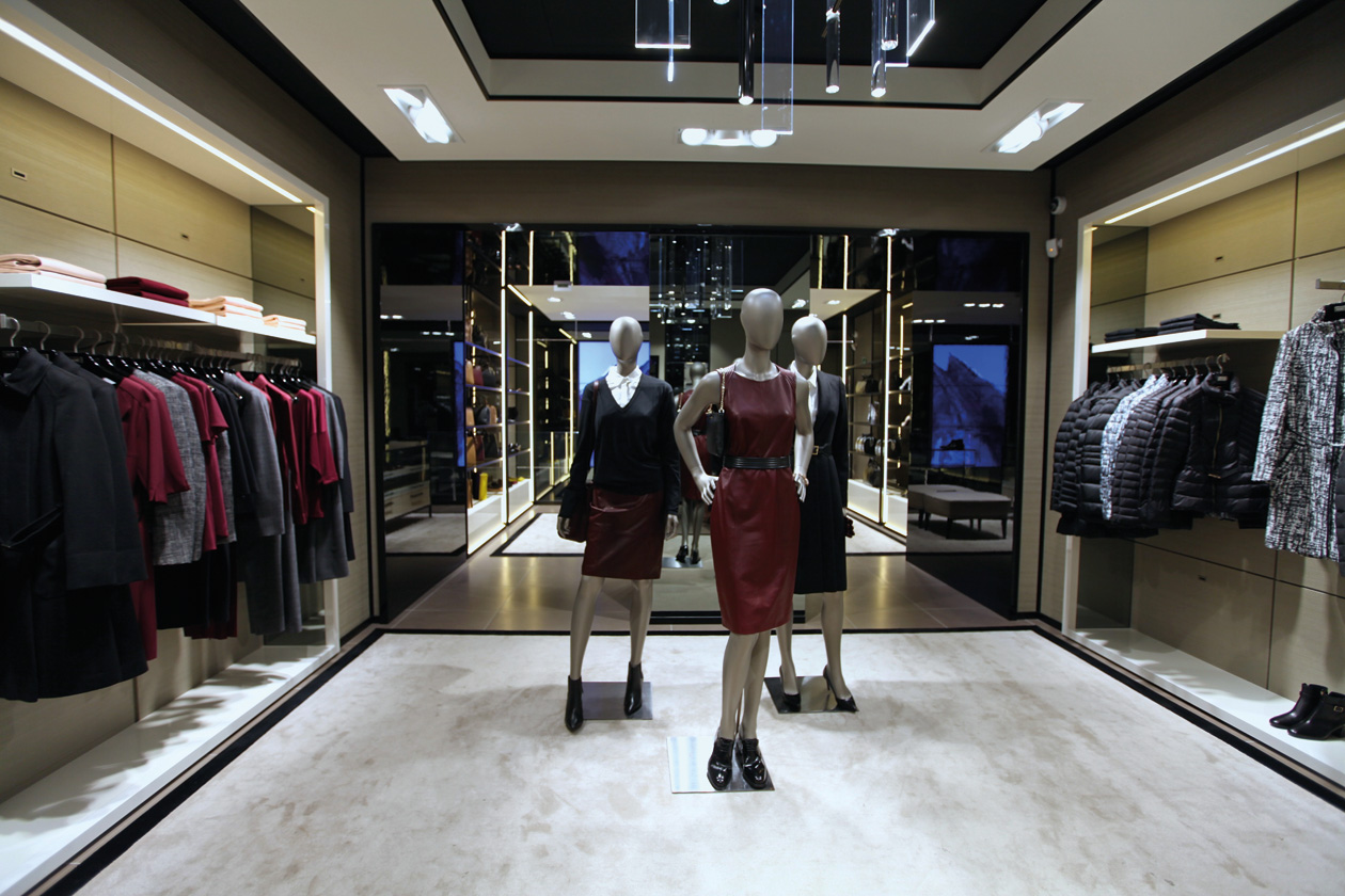 BOSS Flagship Stores Rome 02