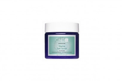 CND Marine Salt Scrub piedi