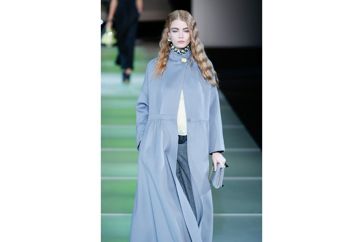 Fade to Grey è il nuovo look legato alla cromaicità della sfilata Giorgio Armani autunno/inverno 2014-15