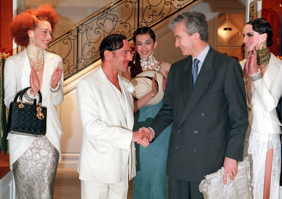 John Galliano e Bernard Arnault