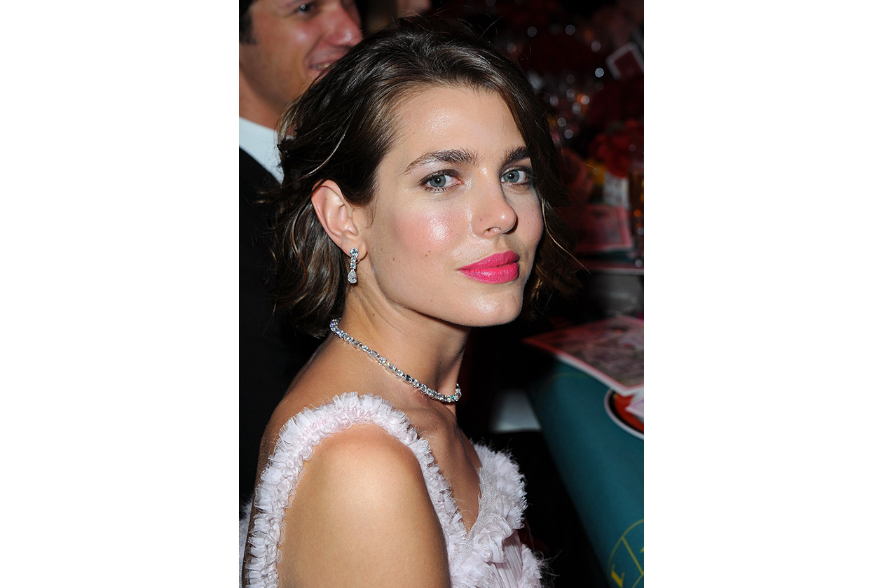 charlotte casiraghi rossetto fuchsia