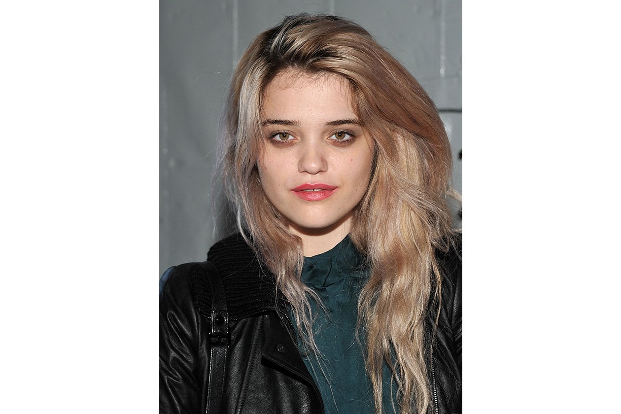 Beauty Sky Ferreira beauty look 124888951