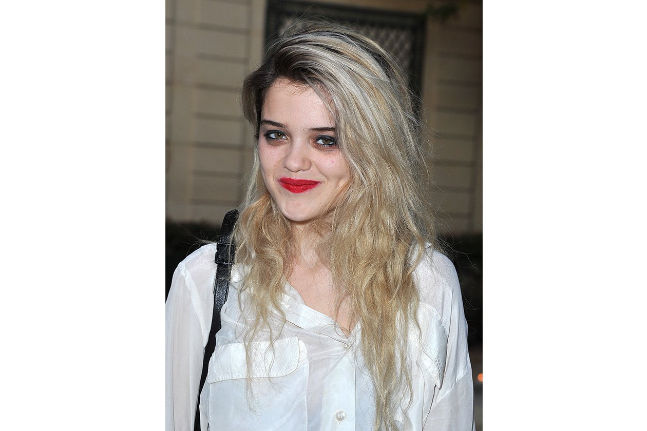 Beauty Sky Ferreira beauty look 127721203