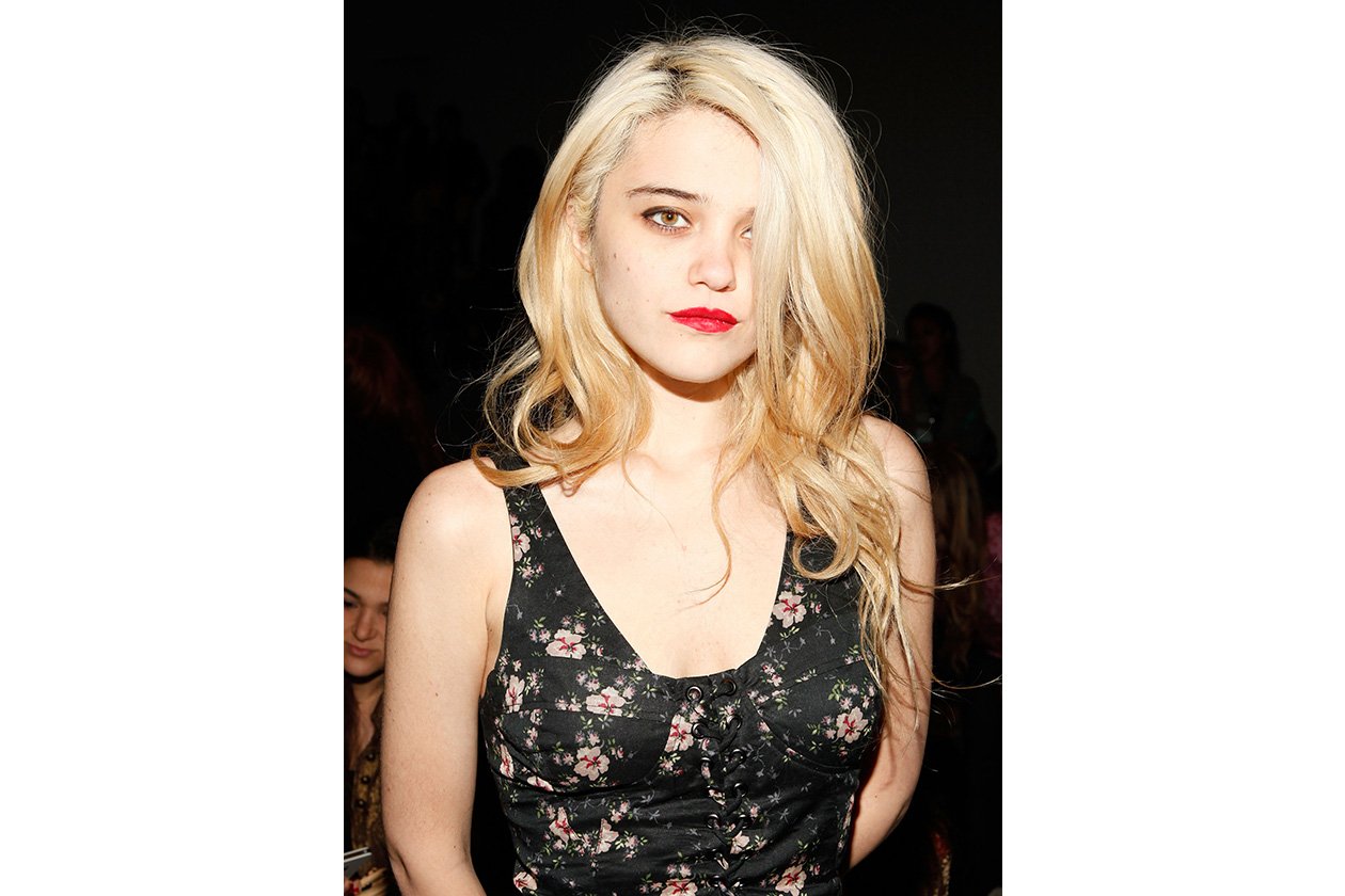 Beauty Sky Ferreira beauty look 138695841