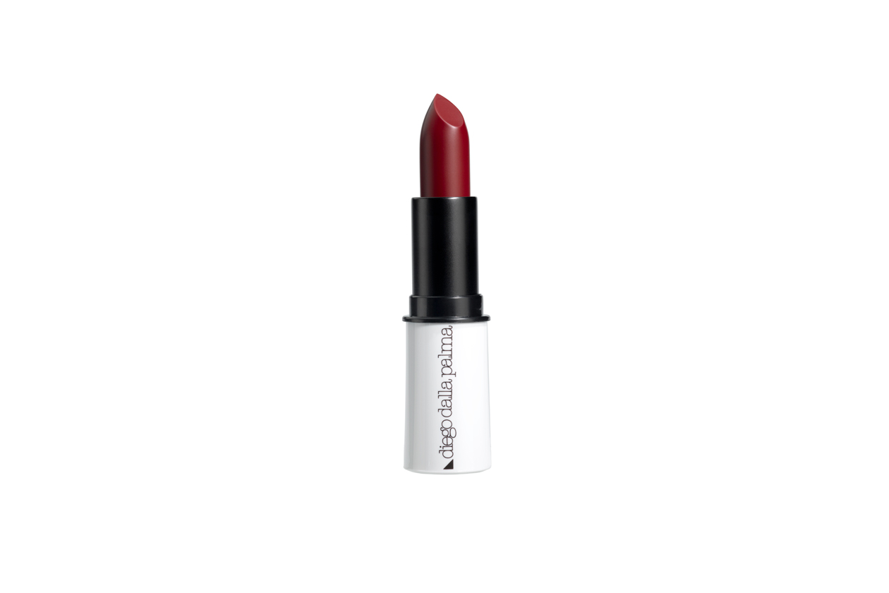 I ROSSETTI ROSSO SCURO: Cashmere Mat Lipstick 194 Bordeaux di Diego Dalla Palma